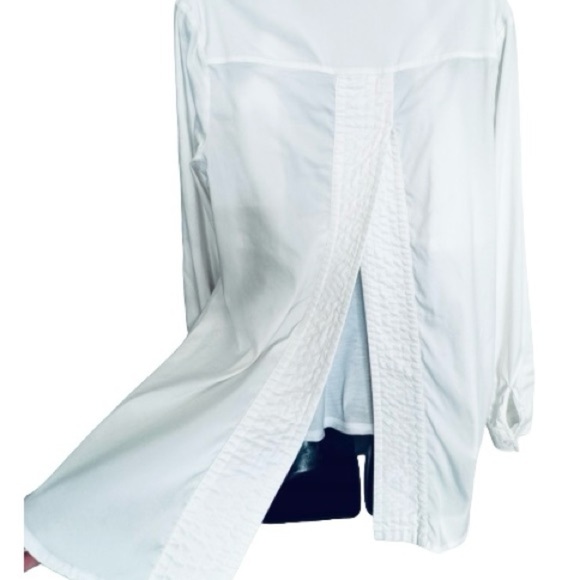 Define Your Inspiration- Women's White Button Down back Split Blouse - Picture 4 of 5